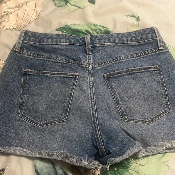 Universal Thread shorts - Picture 2 of 4